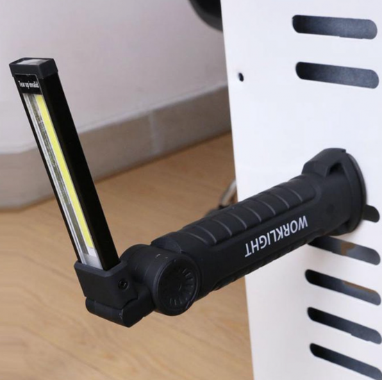 Grote LED Oplaadbare Accu Werklamp met magneet en oplaadkabel 5 van demagneetshop.nl