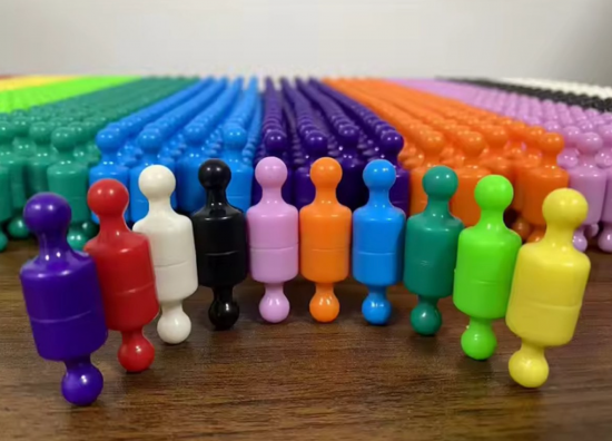 50 stuks Gekleurde Pion Magneet 12mm x 19mm 3 van demagneetshop.nl