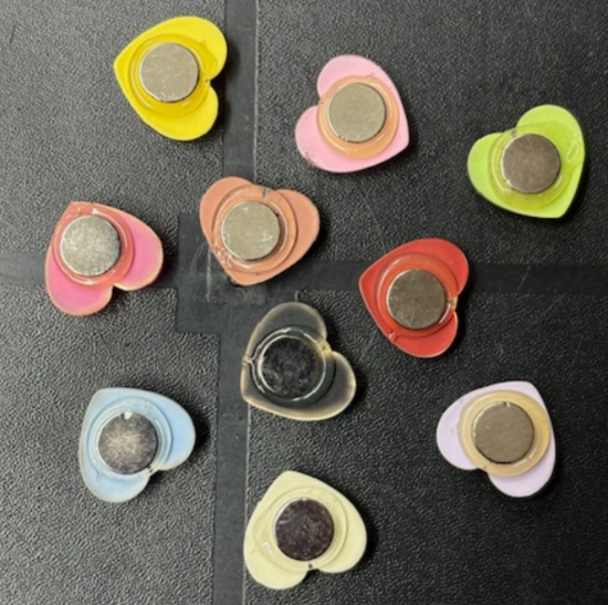 Glitter hartjes (10 stuks) 5 van demagneetshop.nl