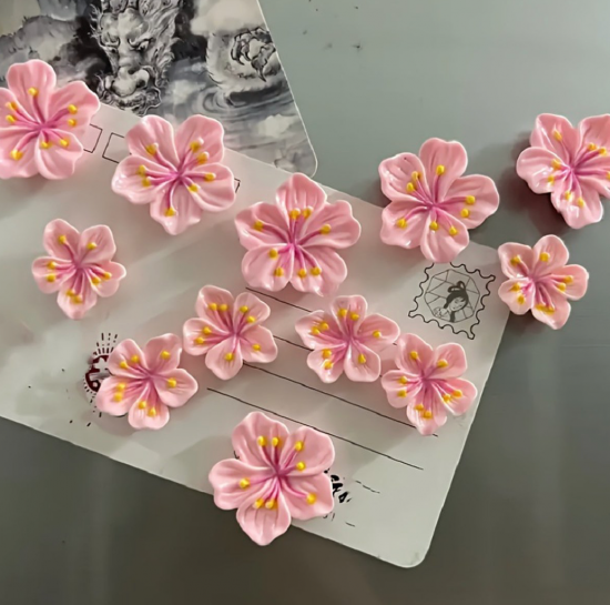 Roze bloemen magneten (12 stuks) 4 van demagneetshop.nl