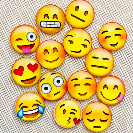 Kleine Emoji's magneten (14 stuks) 1 van demagneetshop.nl