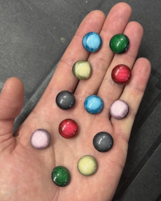 Glimmende kleur magneten rond (12 stuks) 3 van demagneetshop.nl